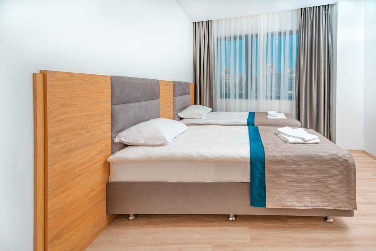 Rooms 8